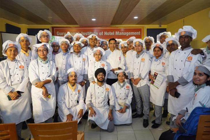 The masterclass saw an enthusiastic turnout of 40 students.