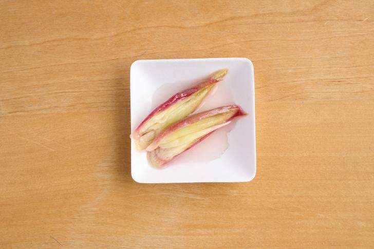 Pickled myoga with organic honey