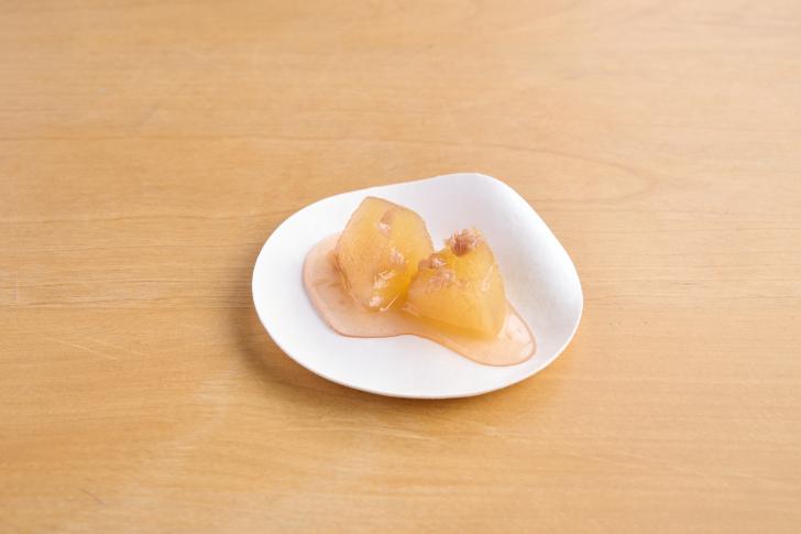 Rose jam (Rose-flavored apple compote)