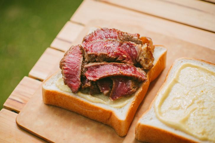 Steak sandwiches