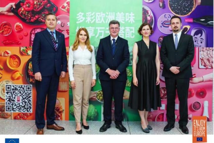 EU Delegation from left to right—Mr. Wojciech PTAK,Agriculture counsellor, First Secretary; Ms Alexandra Runge Vice-Consul (Commercial Affairs) Austrian Consulate General - Commercial Section; Mr. Spyridon Liontos Office for Economic and Commercial Affair
