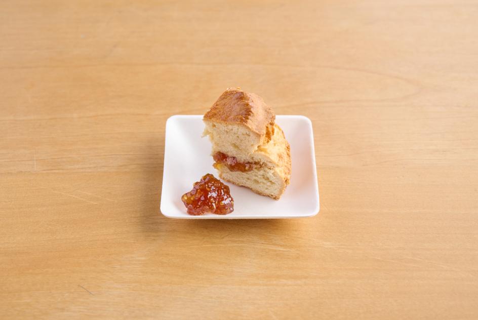 Houjicha scones with organic fig jam