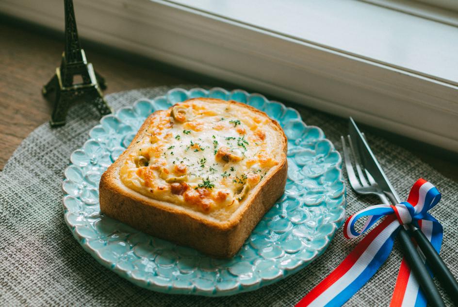 Bread quiche