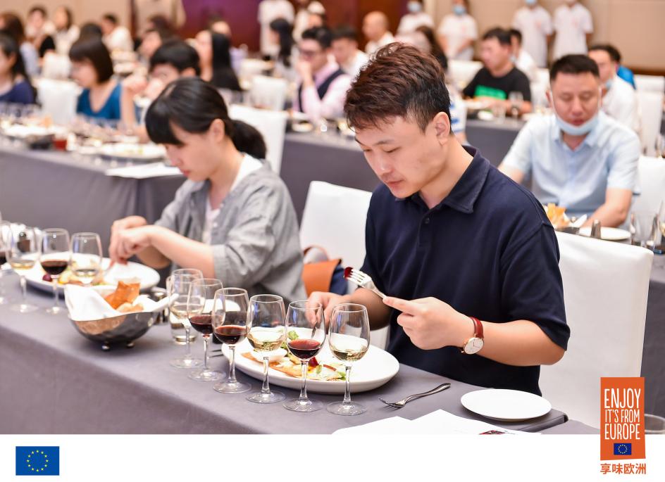 Participants tasting dishes
