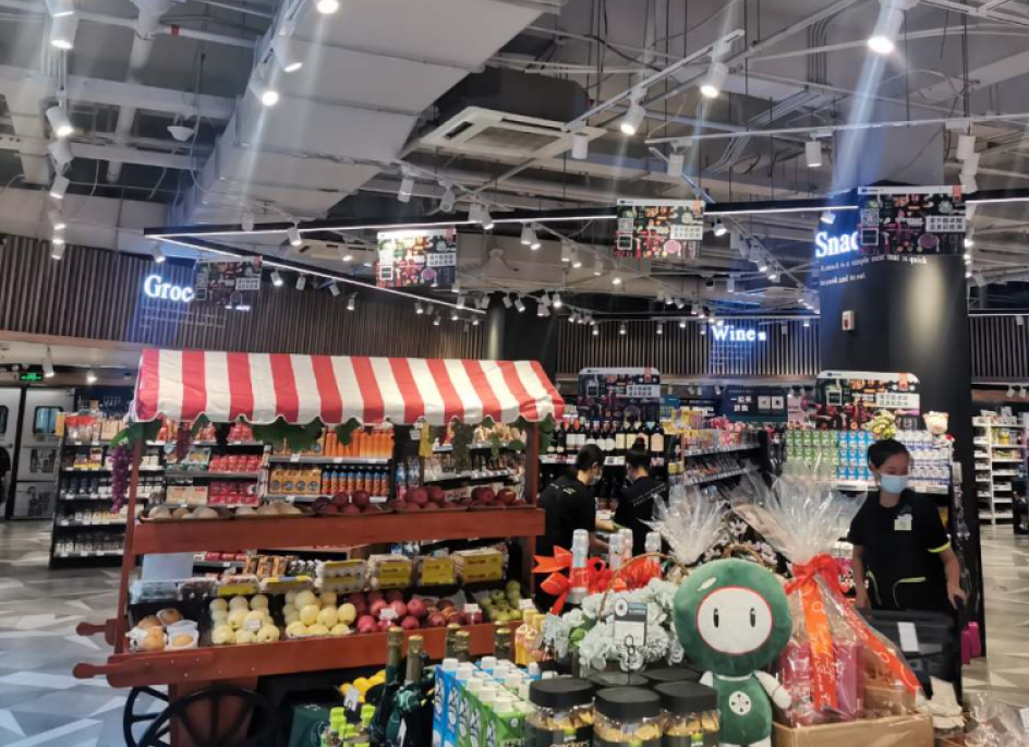 Retail promotion at Corner’s Deli in Guangzhou, Haikou and other cities