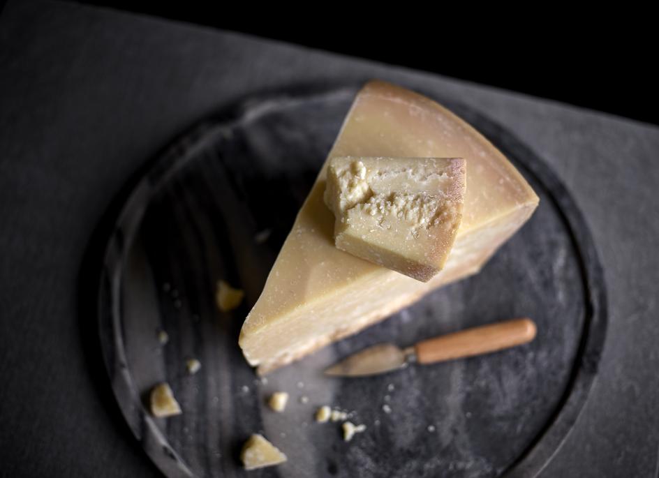 parmigiano-reggiano_italy