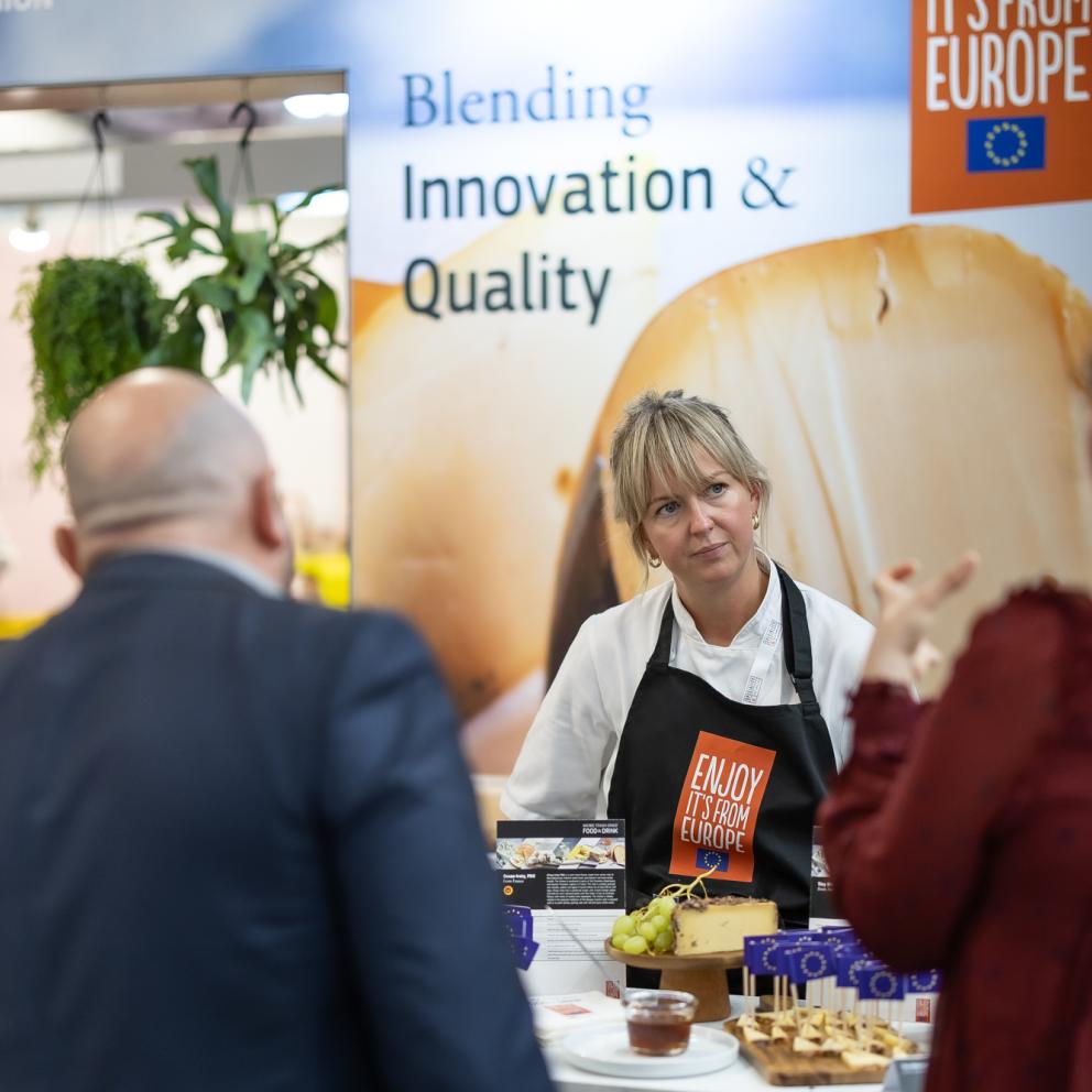 Presentation Blending Innovation & Quality